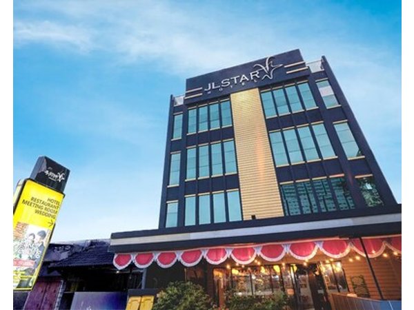 Jl Star Hotel Panakkukang Makassar By Life