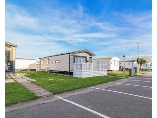 CHAPPIE'S CARAVAN 2.0 pet friendly country holiday cottage in Rhyl
