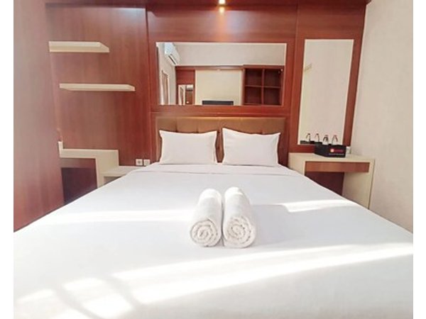 Modern Look And Homey Studio Amartha View Apartment