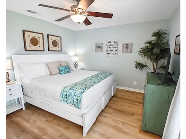 Sandpiper Cove 3215 2 Bedroom 2 Bathroom Beach Getaway In Destin Fl