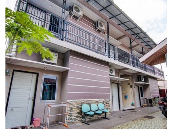 OYO 92861 Raya Guest House Syariah