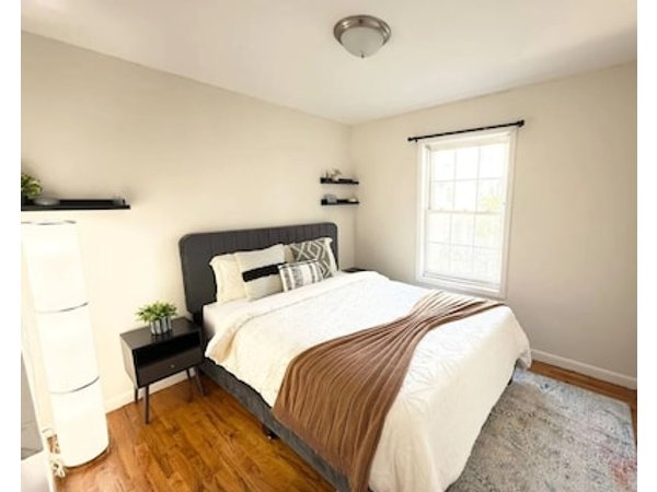 Luxury 3BR 2BA Retreat NYC Getaway Free Parking