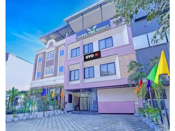 Hotel O The Wings
