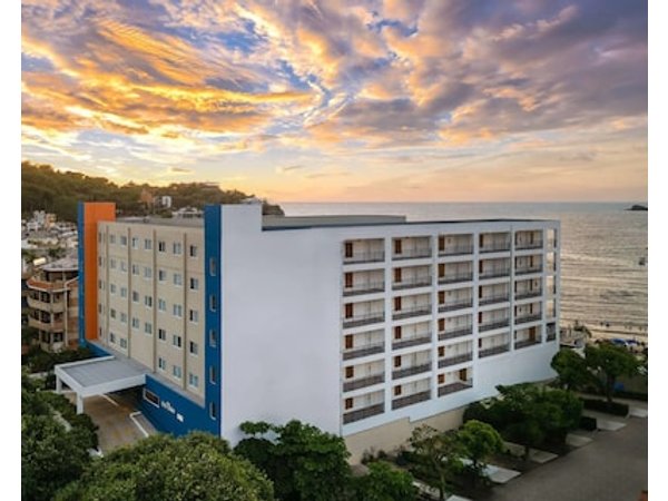 Decameron La Marina Ramada All Inclusive Resort