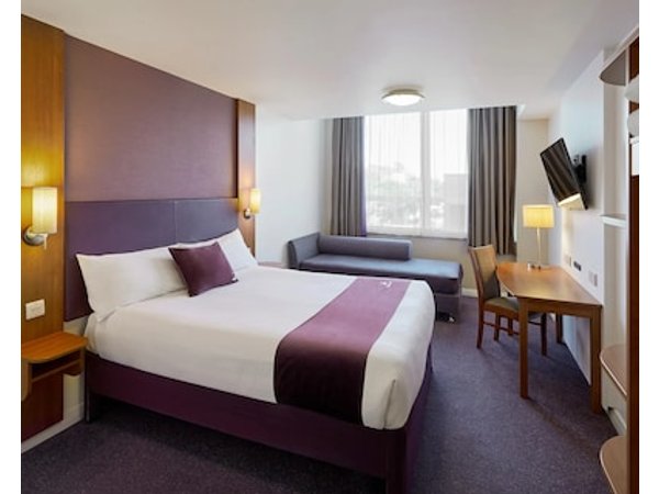 Premier Inn Barry Island Cardiff Airport hotel