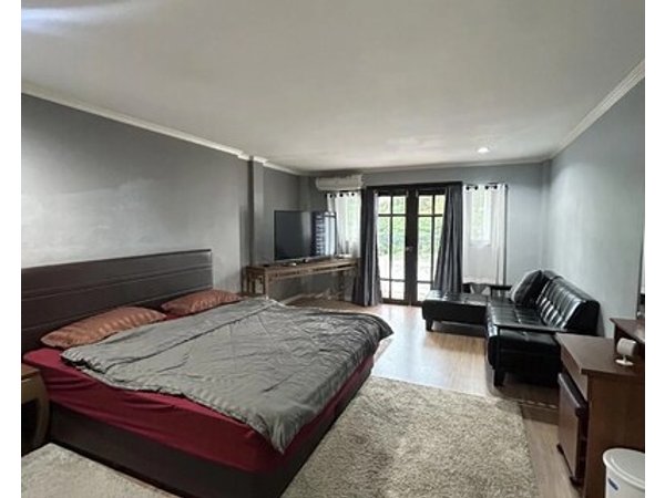 My Dream Wedding Apartments