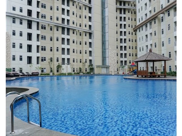 Trendy 1Br At Apartment Vittoria Residence
