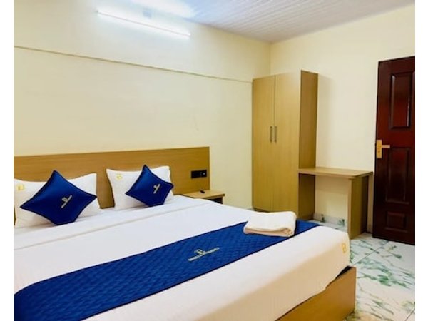 Breeza Residency