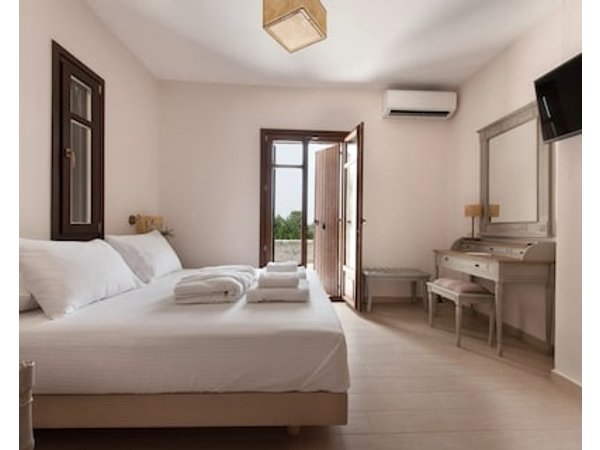 Kamares Villas