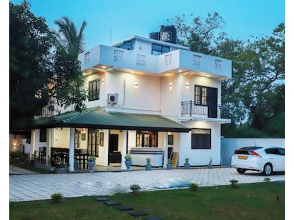 Yala Elegant Hotel
