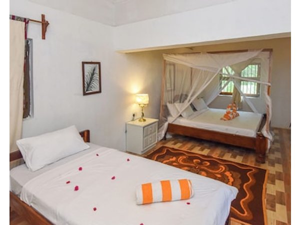 MKUNGU HOUSE PRIVATE VILLA