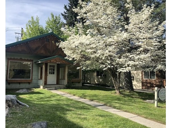 Quaint Renovated Cottage In Downtown Leavenworth