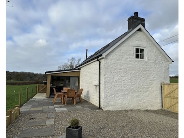 Pensarngerrig Pet Friendly Character Holiday Cottage In Rhydlewis
