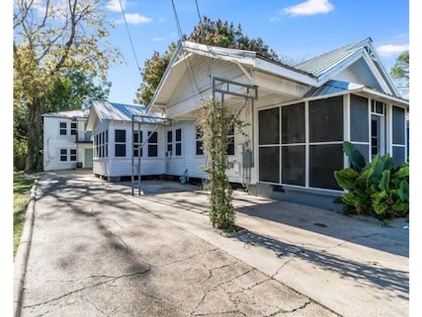 Spacious 4br Retreat In The Heart Of Lafayette