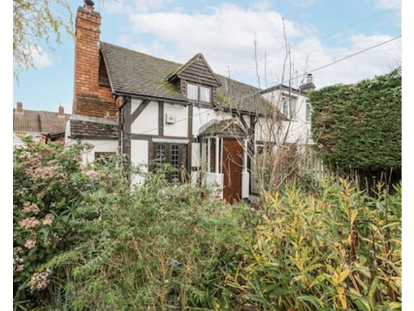 Magpie Cottage