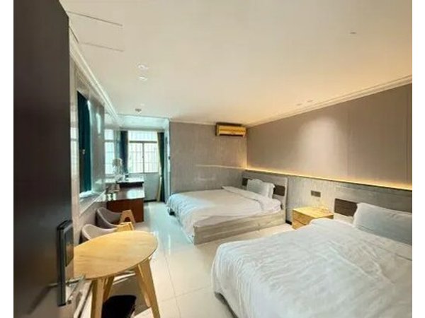 Blue Ocean Apartment (Shenzhen International Exhibition Center Tangwei Subway Station)