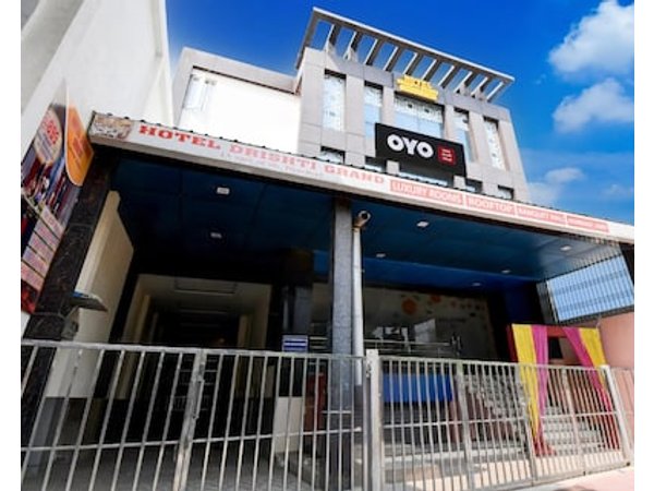 Hotel O Drishti Grand