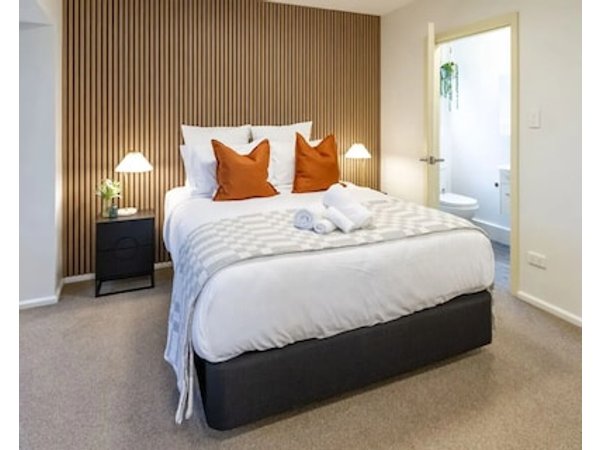 Ideal Studio Getaway – Close To The Airport