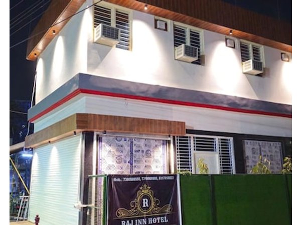 Hotel raj inn