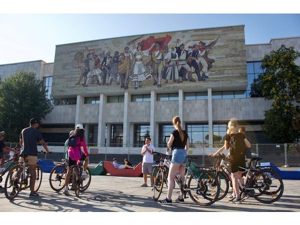 Tirana Bike & E-Bike Tour: City Highlights, Grand Park & Lake