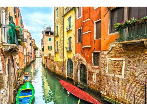Venice Scavenger Hunt & Highlights Self-Guided Walking Tour