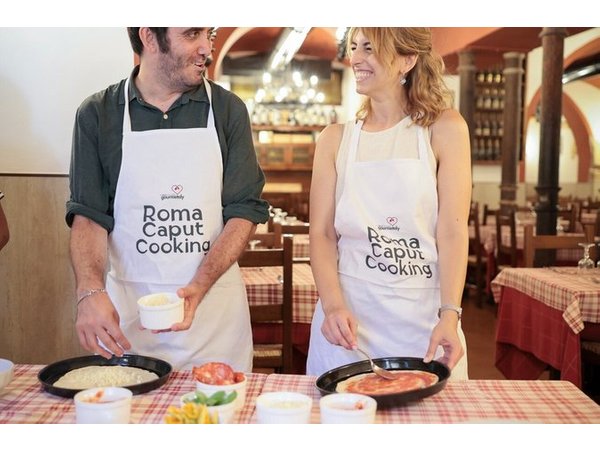 Knead, Walk and Taste Rome with Pizza Class in Trastevere