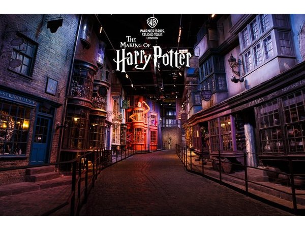 Harry Potter Warner Bros. Studio Tour with Transport from London