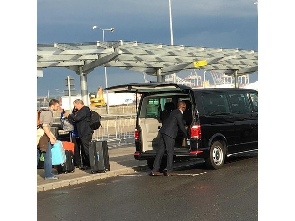Shared Ride from London or Heathrow to Southampton Cruise Port