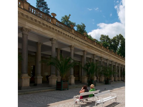 Full-Day Private Karlovy Vary Tour from Prague