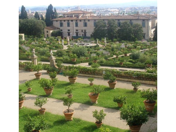 Private Tour of the Medici Family Villa in Florence