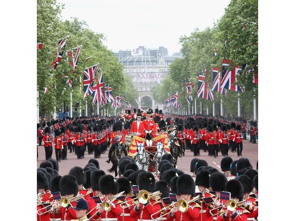 Royal English Walking Food Tour With London Food Tours