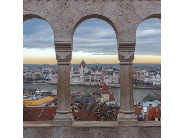 4 hours long private walking tour in Budapest