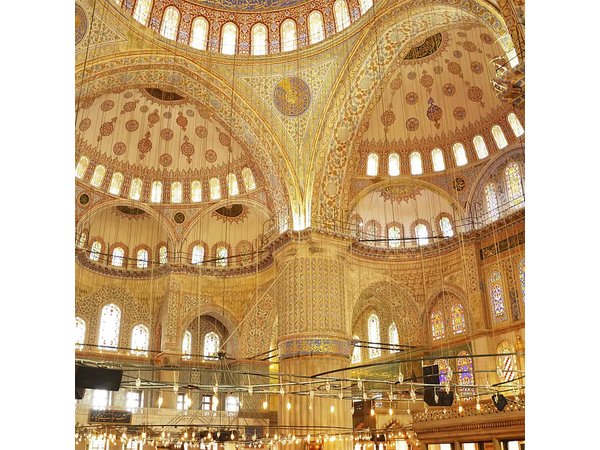 Istanbul Byzantine and Ottoman Tour: Hagia Sophia, Topkapi Palace, Blue Mosque and Grand Bazaar