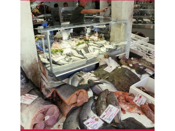 Cesarine: Market Tour & Dining at a Local's Home in Palermo