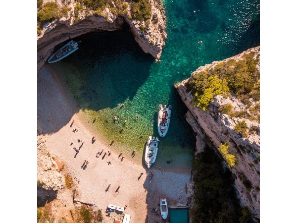 Blue Cave and Hvar Tour - 5 Islands Tour from Split and Trogir