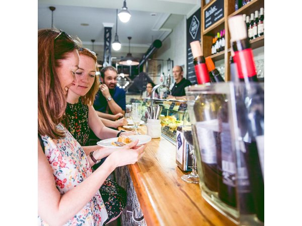 Midday market and tapas tour of Zaragoza