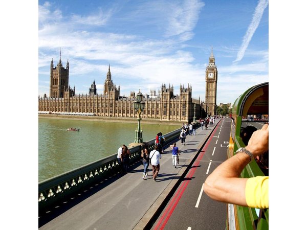 Vintage London Bus Tour Including Cruise with London Eye Option