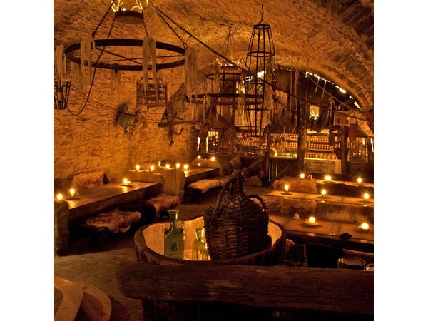 Prague 5 Courses Medieval Dinner and Live Performances