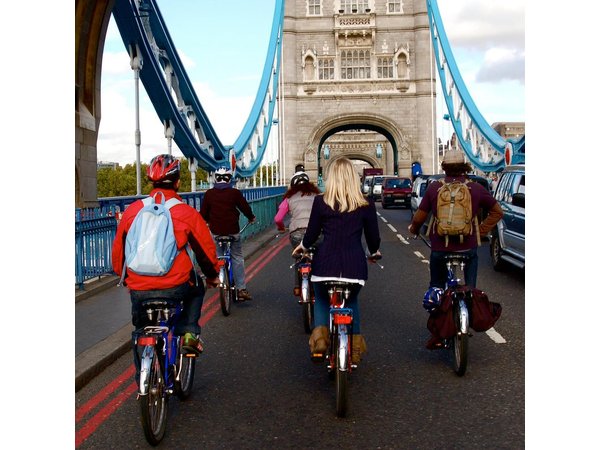 Secrets of London Bike Tour: Thames, Tower Bridge, and Market