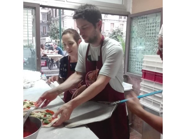 Authentic Naples Pizza & Calzone Class: Hands-on, Wine & Dessert