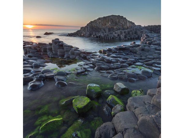 2-Day Northern Ireland Rail Tour: Giant's Causeway, Belfast City