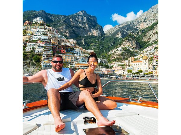 Sorrento: Small Group Boat Day Excursion to the Amalfi Coast