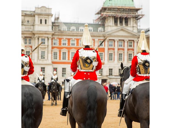 London In One Day Tour with River Cruise & London Eye Option