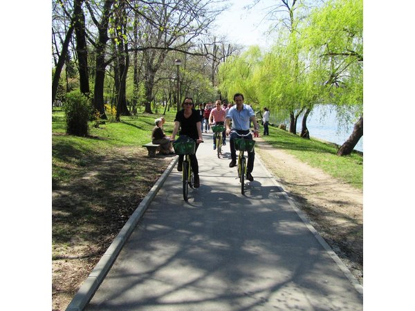 Bicycle Sightseeing in Bucharest