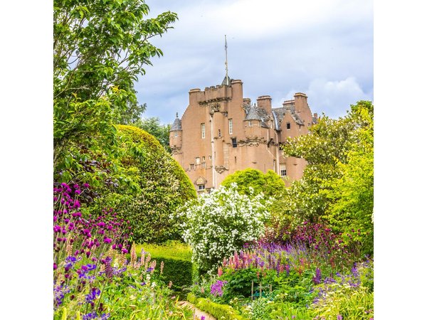 4-Day Scottish Castles Experience Small-Group Tour from Edinburgh
