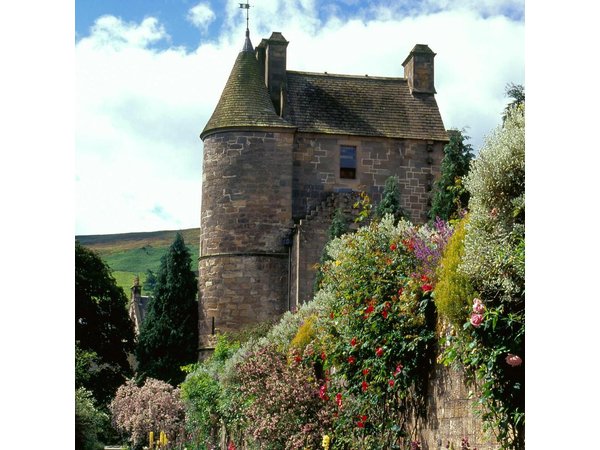 St Andrews, Falkland and Fife Villages Tour from Edinburgh