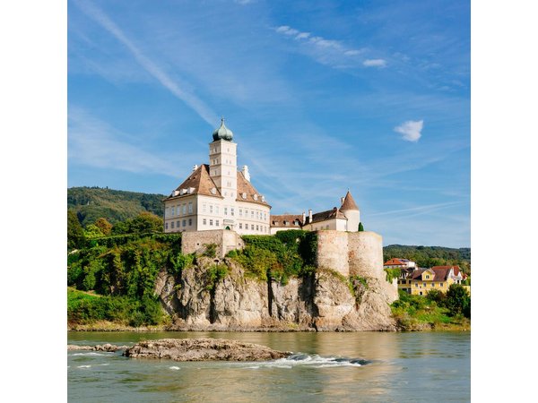 Danube Valley and Melk Abbey Guided Day Trip from Vienna
