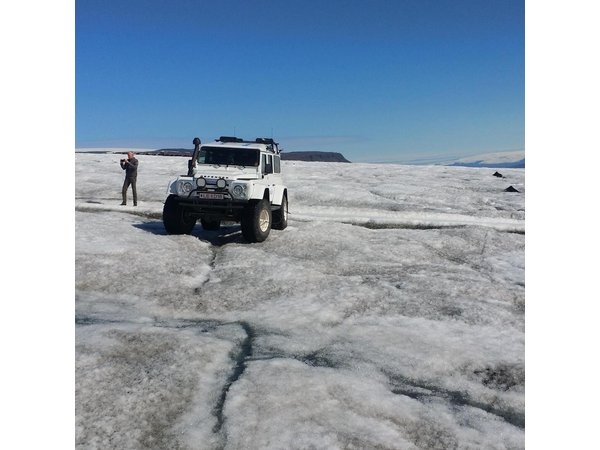 Golden Circle Small-Group Tour by Superjeep from Reykjavik