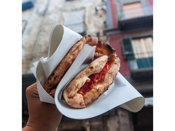 Naples' Ultimate Street Food Tour - Small Group by Do Eat Better