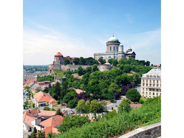 Danube Bend: Day trip from Budapest
